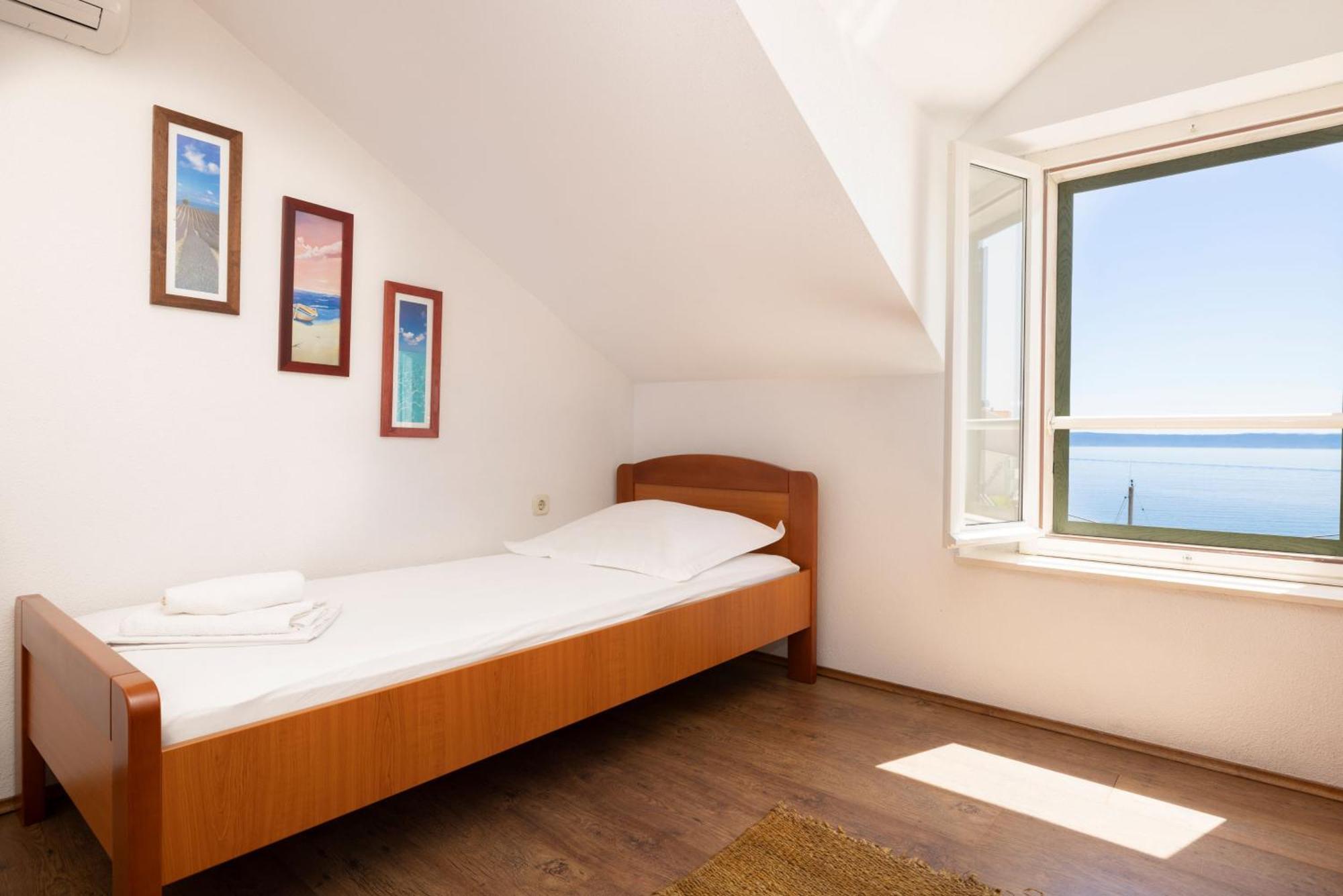 Jasminka Apartments Podgora Bagian luar foto