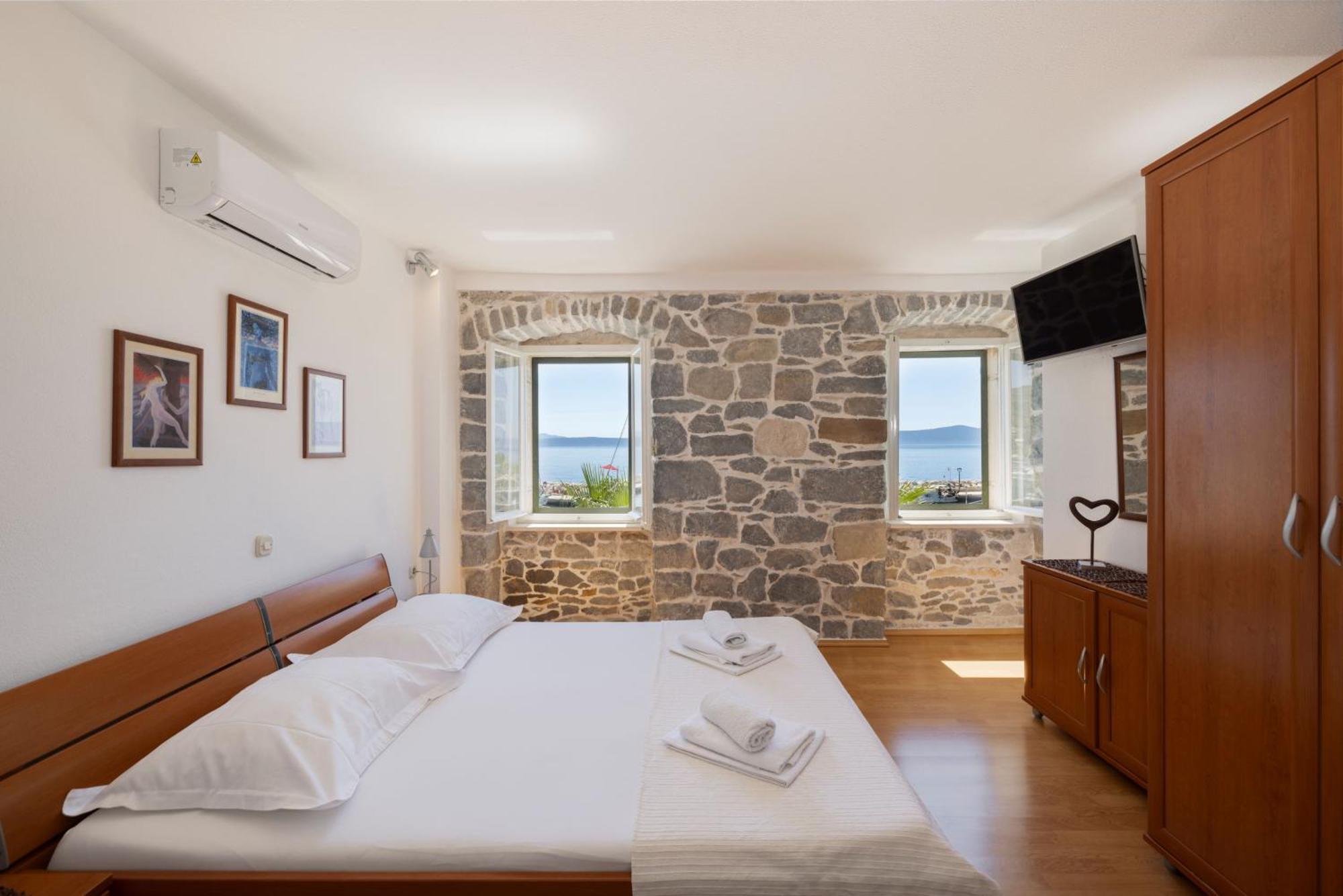 Jasminka Apartments Podgora Bagian luar foto